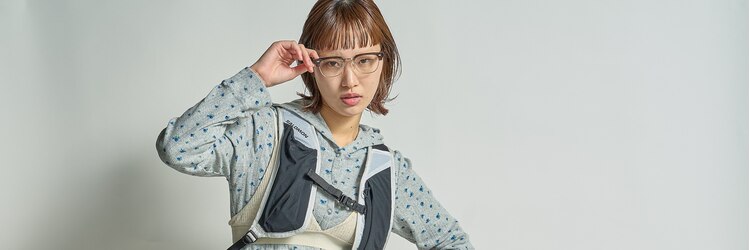 ベラ(BELLA)のサロンヘッダー