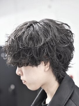 オーバル ジングウマエ(OVARL jingumae) シャドウパーマフェザーパーマツイストスパイラルサーフカール