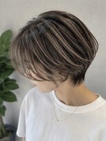 アース コアフュールボーテ 長野駅前店(EARTH coiffure beaute) 白髪ぼかし_大人ショート_シャドールーツ