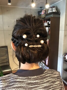 クマヘアー(KUMA hair) 結婚式用　ルーズアップ