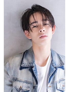 アメリ 新宿(Ameri) Ameri 前下がりセンターパート 【新宿】