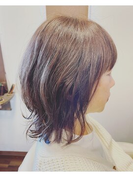 チェルシー(CHELSEA) 外ハネボブディ