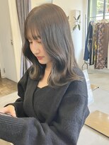 ヘアーアイスカルテット(HAIR ICI QUARTET)&nbsp;透明感たっぷり！オリーブベージュ / オオタユキ