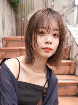 ニコ トウキョウ ヨコハマ(nico) ミディアムレイヤーカットボブウルフ/10代20代/インナーカラー