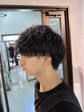 コワファーストナガサキシャンプーボーイ(COIFF1RST NAGASAKI SHAMPOO BOY) カット＋パーマ ￥12000