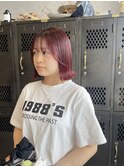 チェリーピンクカラー暖色系艶感切りっぱなし×エアストレート