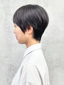 モリオ(morio) =ハンサムショート丸みショートマッシュショート黒髪30代40代