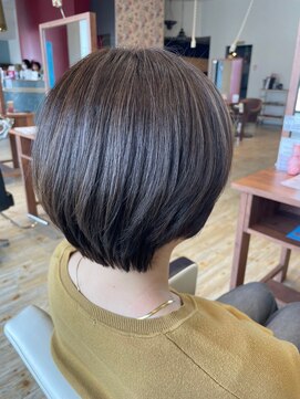 くびれシルエットボブ　透明感カラー/髪質改善カラー