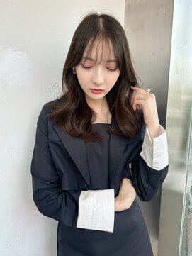 マインバイアフロートギンザ(MYNE by AFLOAT GINZA) くびれレイヤーカット／顔周り小顔カット【銀座】