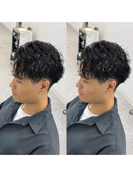 ブライト(BRIGHT) ハーフバックツイストスパイラルパーマ