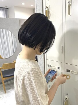 ヌーヴェル(nouvelle) 丸みボブ