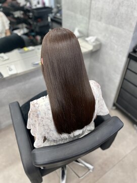 シンシア ドゥエ 新宿(CYNTHIA DUE) 【CYNTHIA/irisu】ココアベージュ /波巻きツイストスパイラル