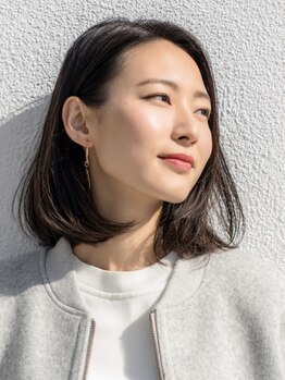 ルポシノエル(rupo si Noel)の写真/女性スタイリストがセミマンツーマン施術◇気になる白髪もしっかりカバーしながら艶やかな仕上がりに♪