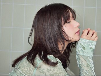 シンクショップ 京都河原町店(THINK SHOP)の写真/【ロング料金なし♪】カラーデザイン×髪質改善を追求できるサロン☆リッチな半個室空間を独り占め!