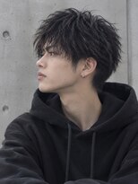 クク(coucou) 毛流れセンターパートウルフニュアンスパーマコンマバングメンズ