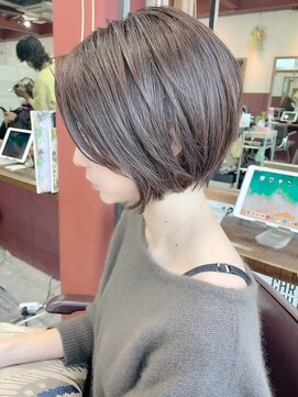 ルーファス 恵比寿 渋谷(Ruufus) 30代奥行きショートハイライトカラーRuufus恵比寿・渋谷