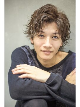 ラニアケア(LANIAKEA) センターパート×スパイラルパーマ【LANIAKEA】