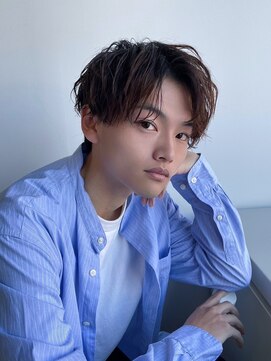 ツーダブル 梅田茶屋町中崎町店(WW..) センターパートメンズマッシュパーマニュアンスパーマ刈り上げ
