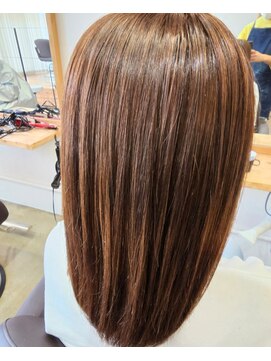 エイト オキナワ 沖縄新都心店(EIGHT okinawa) お客様スタイル_ブリーチ履歴×縮毛矯正【EIGHT　荒井】