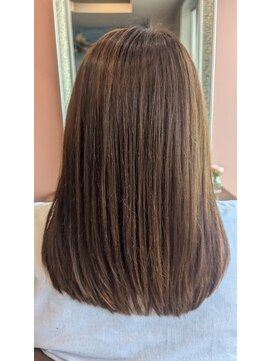 エメ 札幌(eme) ヒト幹細胞カラー