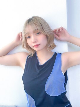 オーロ 武庫之荘店(ORO) ホワイトグレージュ外ハネボブ