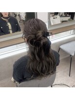 リミットバイアフィナー 大宮店(limit by Afinar)&nbsp;カチモリハーフアップ