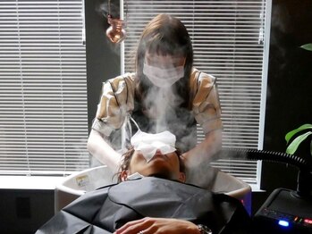 ラパウザ(LAPAUSA)の写真/【西荻窪初のヘッドスパ専門店】マイクロスコープで頭皮診断を行いお客様に合わせたヘッドスパをご提案！