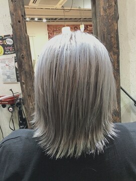 アーティカル(ARTICAL) ホワイトシルバー