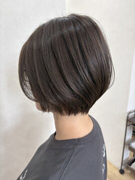 フリック(FLiC) ショート×グレーアッシュカラー