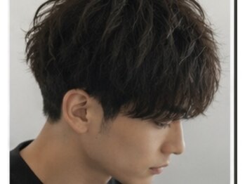 ヴィダヘアーアンドメイク(VIDA hair&make)の写真/再現性抜群！ON/OFFキマるシンプルだけどカッコいいstyle。都内出身実力派stylistによるパーマは一味違う！