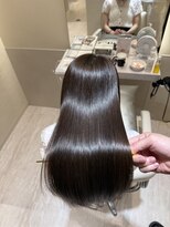 エレノア 四条烏丸店(Eleanor)&nbsp;【山地】美髪矯正３ヶ月後の艶髪メンテナンス