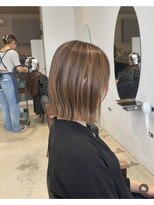 メルク(merc)&nbsp;レイヤー ボブ ショート インナーカラー 韓国