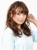 リラクシーなほつれウェーブ＆フリンジバングスタイル