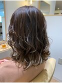 外国人風外ハネエアリーボブ【ハイライトグラデーション】