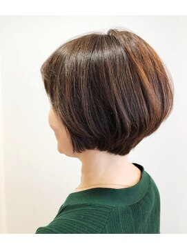 美容室 かんしゃ かんしゃ【Ｍａｒｉｋｏ】大人ショートボブ×明るめグレイカラー