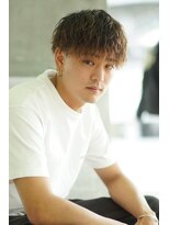 にもう&nbsp;ツイストパーマツーブロック前下がりマッシュダウンバング１