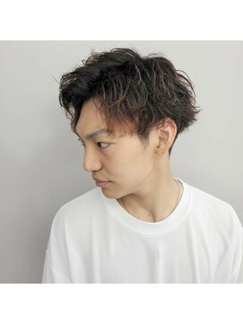 エストアール フクオカ 福岡博多店(est-r. Fukuoka) ツイストパーマ×ワイルドアップバンク