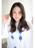 ウザバングが可愛い柔らかニュアンスロング・・・HINATA