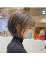 ロンド クラン 岡崎(Lond Clan)&nbsp;10代20代丸み低め前下がり束感簡単スタイリングショートボブ