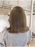 ミルクティーベージュ
