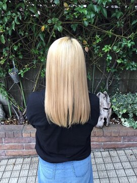 アクアマリン8810 ハチハチイチゼロ(AQUA MARINE 8810) インナーグレージュ/マチルダボブ/前髪/ピンクベージュ/北習志野