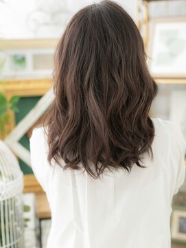 カバーヘア ブリス 上尾西口店(COVER HAIR bliss) オン眉斜めバングくせ毛風顔周りレイヤーTb6上尾20代30代40代