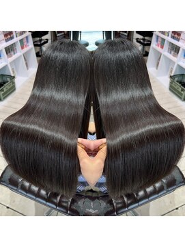 パドトロワ(Pas de trois) 髪質改善トリートメント【グラメント】極上の艶体験