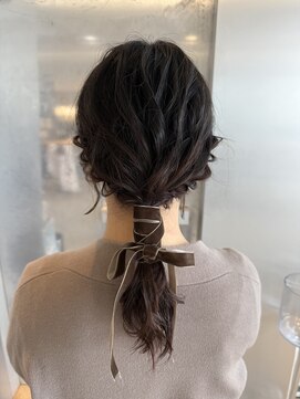 ルーム プロデュースドバイ アミカ(Room produced by Amica) リボンアレンジ