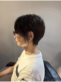 くびれショート前髪あり　クール　レイヤー　３０代４０代５０代