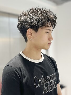 ネクストメンズ 表参道(NEXT men's) MEN’S HAIR/サーフカール/刈り上げセンターパート/渋谷