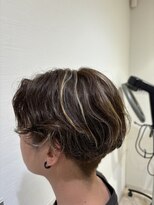ケンジ 平塚 アネッタ(KENJE annetta)&nbsp;ハイライトパーマ　刈り上げマッシュ