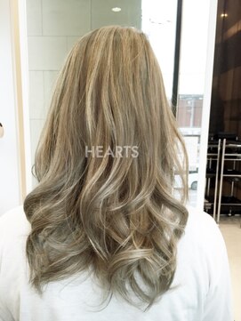 ヘアサロン ハーツ(hair salon HEARTS) キャラメルホワイト