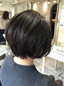 アマンヘアーイースト 吉祥寺東口店(Aman hair-e) 大人な前下がりBOB by 齊藤美香【Aman hair 吉祥寺】