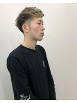 ケプカ(KEPKA)&nbsp;メンズカット ツーブロック フェード ハイトーンカラー